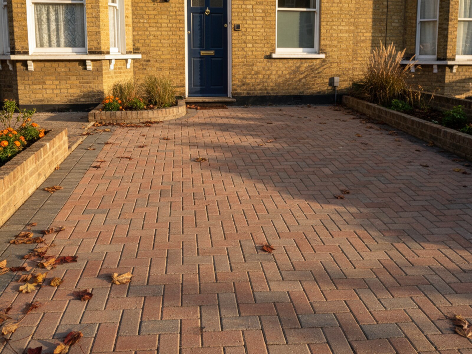 Driveway, Loughton